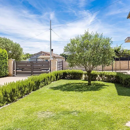 Mit Privatem Pool, Wlan, Klima Und Baeder En Holiday home *